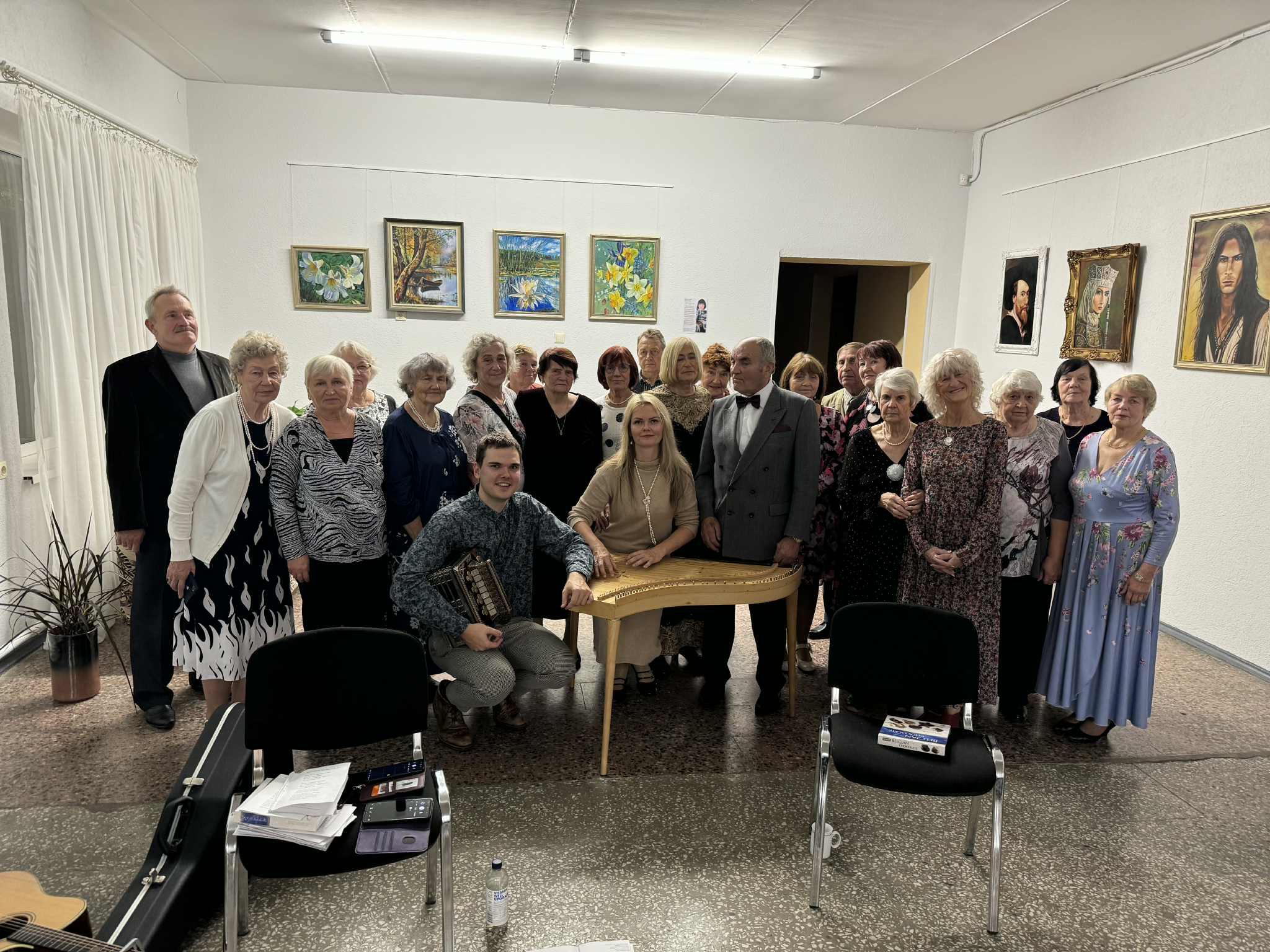 MTÜ ASSAMAIT viis ESF+ toel ellu projekti nimega ,,Laulude ajalugu ja elav traditsioon – õpituba ja kontsert“. Projekti käigus toimus VIKO piirkonna kuues erine